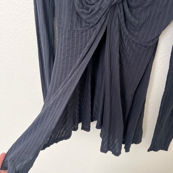 [Free People] Navy Blue Twisted Bust Open Front Slit Long Sleeve Top Sz Medium M - Picture 7 of 11